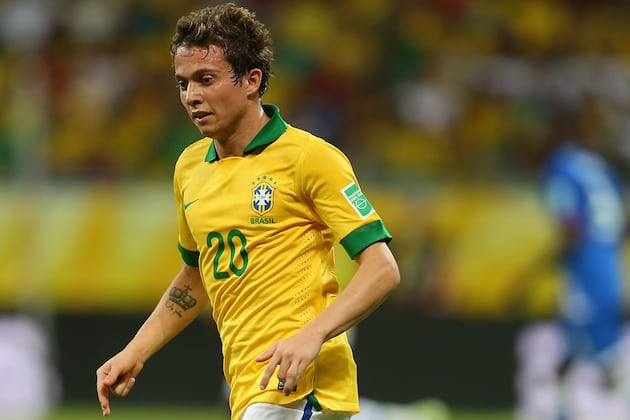 Arsenal Transfer News: Breaking Down Where Gunners Stand in Bernard Chase