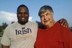 Louis Nix Displays Superhuman Strength While Helping Man at Sam's Club