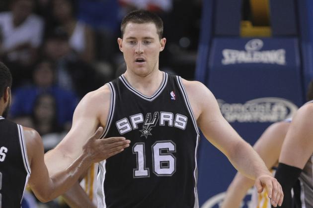Why Did the Spurs Sign Aron Baynes?