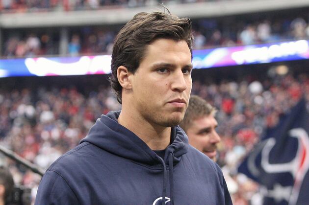 Cushing Returns to Work for Texans, Says Knee Is Fine