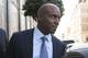 SAN FRANCISCO, CA - MARCH 1: Former Major League Baseball player Barry Bonds leaves the Phillip Burton Federal Building and United States Court House March 1, 2011 in San Francisco, California. Barry Bonds and his former trainer Greg Anderson are appearing for an arraignment hearing ahead of a perjury trial that is expected to begin later in the month. (Photo by David Paul Morris/Getty Images)