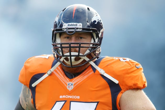 Broncos C Dan Koppen Suffers Knee Injury in Sunday's Practice