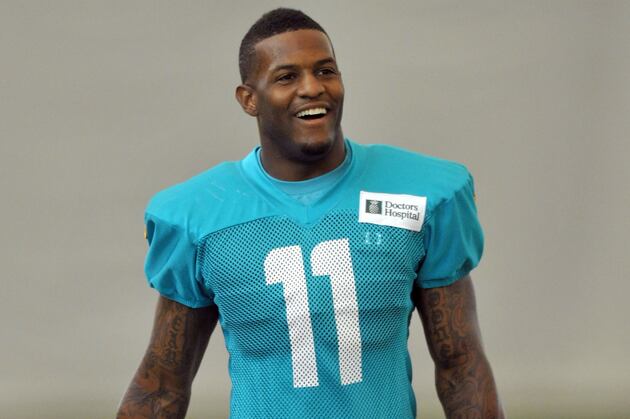 Sherman Says New WR Mike Wallace Can't Fix Offense by Himself