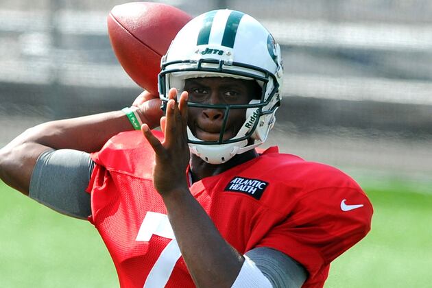 To the Surprise of Jets, No INTs Yet for Geno