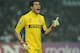 MILAN, ITALY - MARCH 13: Julio Cesar of FC Internazionale Milano issues instructions during the UEFA Champions League Round of 16 second leg match between FC Internazionale Milano and Olympique de Marseille at Stadio Giuseppe Meazza on March 13, 2012 in Milan, Italy. (Photo by Valerio Pennicino/Getty Images)