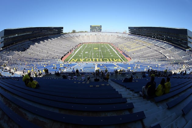 Woman Forced to Give Birth to Daughter in Michigan Stadium Parking Lot