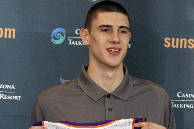 Phoenix Suns GM Not Worried About Alex Len's Health