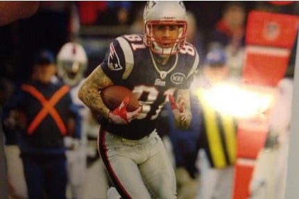 Aaron Hernandez Is “Mr. August” on Patriots Calendar (Photo)