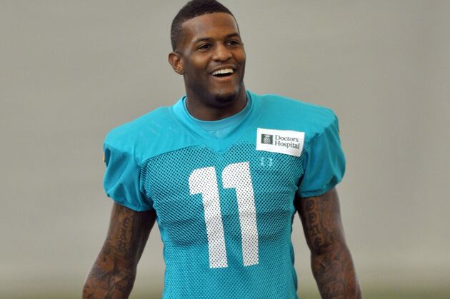 Wallace Deals with Groin While Dolphins Get Work