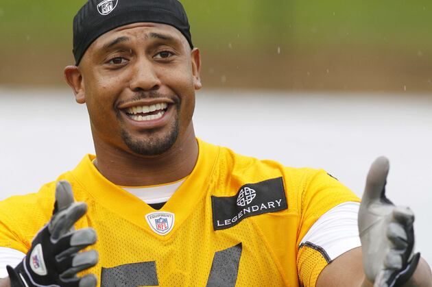 Linebacker Woodley Hopes to Make a Comeback as Pass Rusher