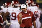 Stoops in No Rush to Name OU's Starting QB 
