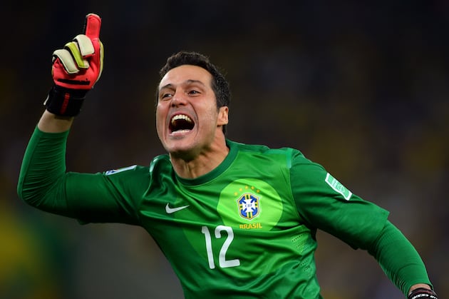 Julio Cesar Picks Fiorentina as Arsenal Come Up Empty Once Again