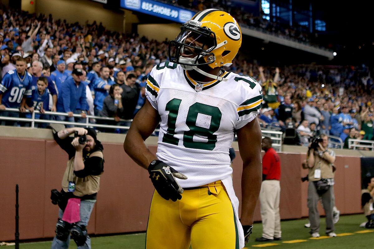 Randall Cobb Injury Updates on Packers Star's Biceps Bleacher Report