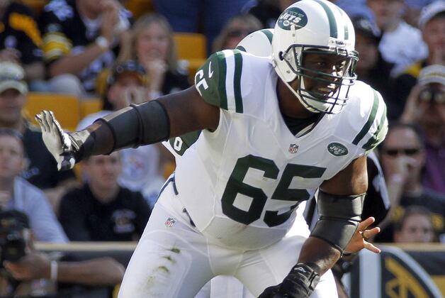 Report: Cowboys Finalizing Deal with Free Agent OL Brandon Moore