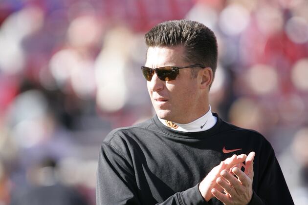 Lawsuit Against Gundy over Sooners Shirt Dismissed
