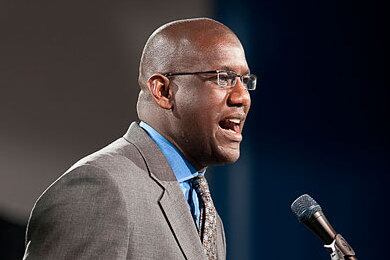 Stanford AD Bernard Muir Keeping Program on Track