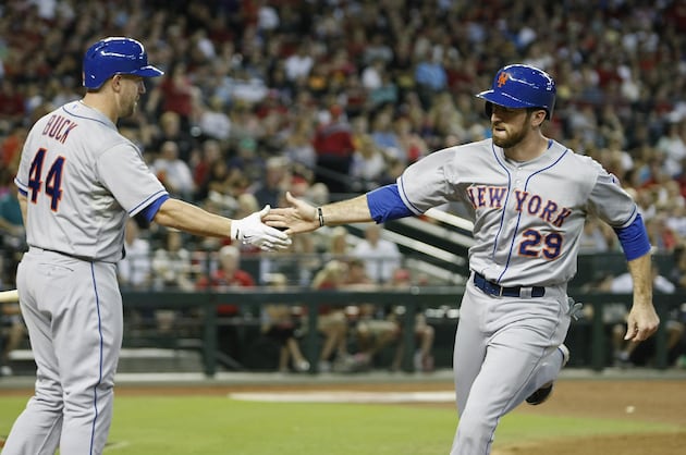 Flores Fuels Mets over Diamondbacks