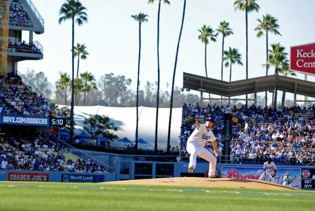 Kershaw Helps Dodgers Keep Rolling, Sweep Rays