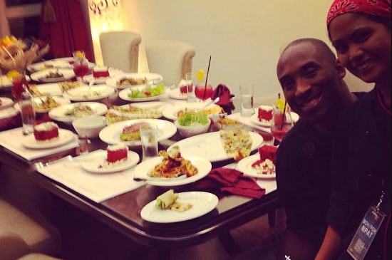 Instagram: Manny Pacquiao's Staff Spoils Kobe