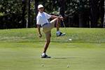 Obama Strikes a Pose on the Links