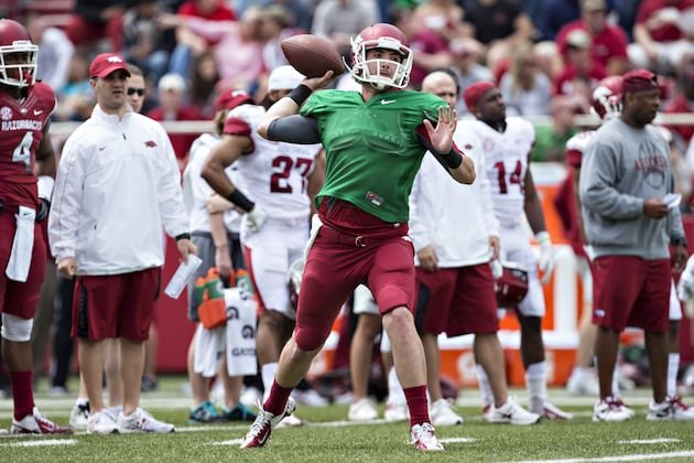 Allen Taking Control of Razorbacks' Qb Situation
