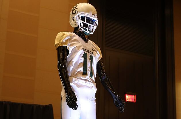 WR White Continues to Impress