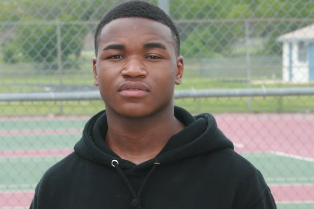Report: 3-Star Athlete Commits to Tigers