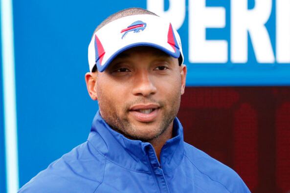 Whaley Brings Steelers Ways to Buffalo, Banks on Top Pick Manuel
