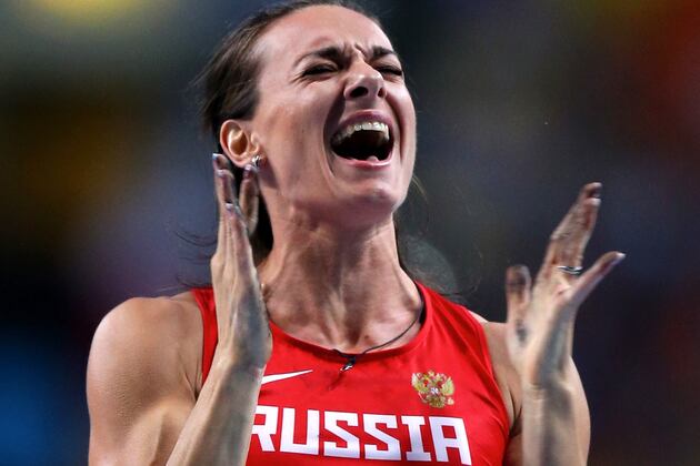 Russia Rejoices as Yelena Isinbayeva Wins Pole Vault World Title over Jenn Suhr