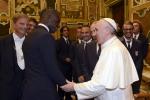 Messi, Balotelli Meet the Pope