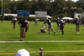 Watch: Brady Leaves Practice with Knee Injury