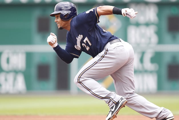 Gomez Sprains Knee vs. Reds