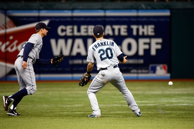 Missed Popup by Mariners Leads to Rays' Big Inning