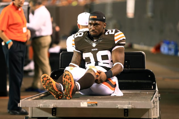 Dion Lewis Breaks Leg; Likely to Miss Season for Browns