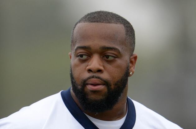 Jones Expects Leary Back for Opener; Sees Guard as Starter