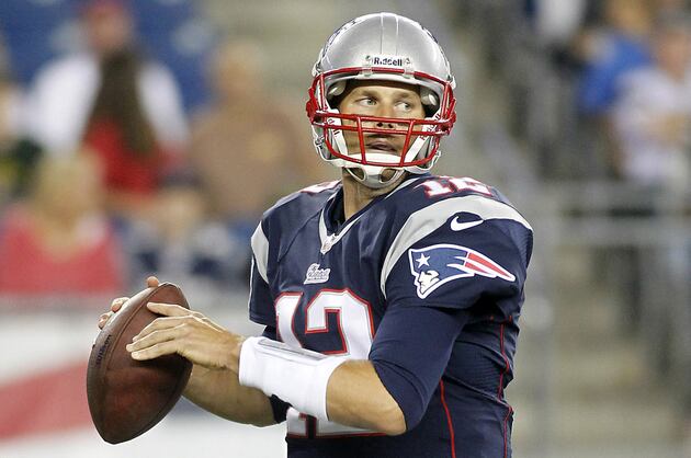 Kraft Wants Brady Wearing Brace in Practice and Games
