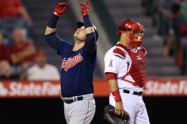 Indians use 4-run 4th to beat Weaver, Angels