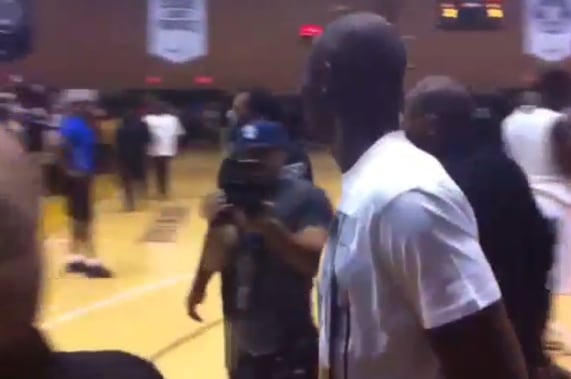 Kobe's Arrival Stops Play at the Drew League