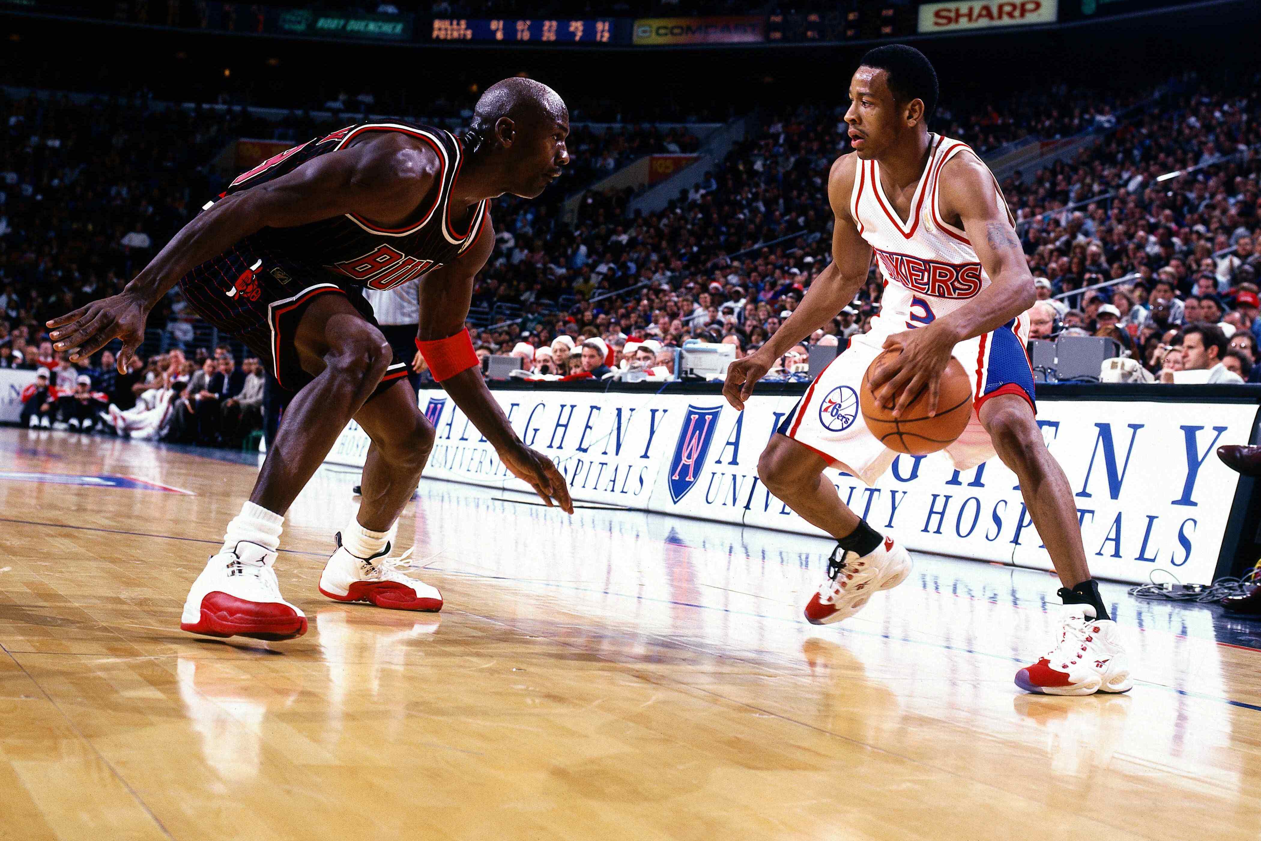 Throwback Thursday: Our Favorite Allen Iverson Crossovers | Bleacher Report4200 x 2802