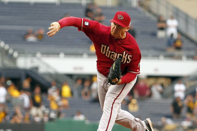 J.J. Putz Lands on Disabled List with Dislocated Pinkyfinger