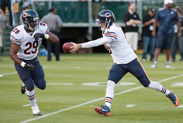 Cutler Gets Offense Going Against Raiders