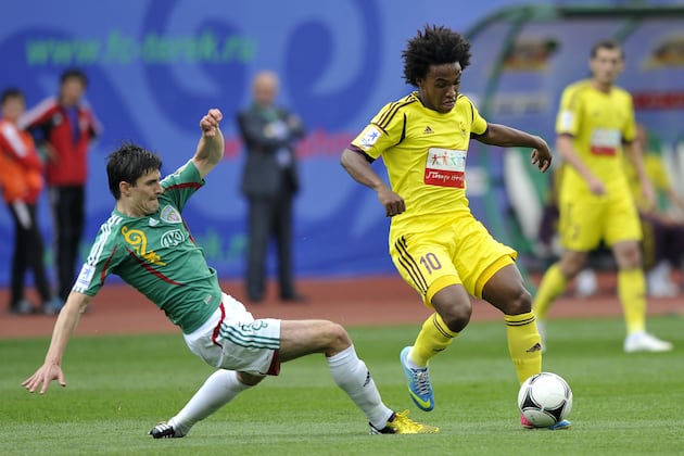 Chelsea Transfer News: Willian Swoop from Tottenham Will End Up Biting Blues