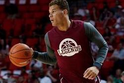 Blake Griffin Shines in Alumni Game
