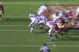 GIF: San Francsico 49ers DE Justin Smith Destroys Vikings RB Toby Gerhart