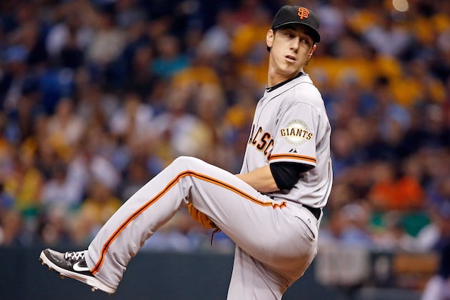 Debate: What Should Lincecum's Next Contract Look Like?