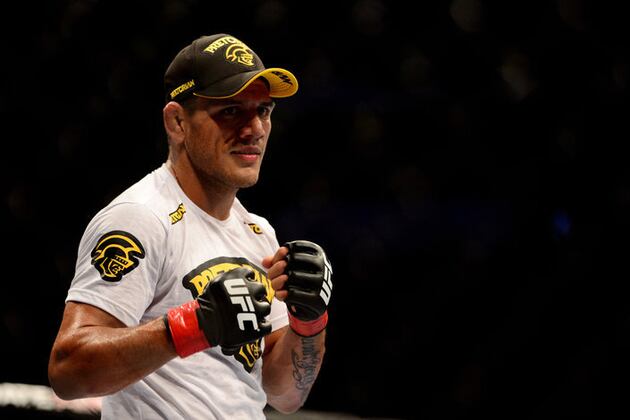 Rafael Dos Anjos Gets Past Donald Cerrone