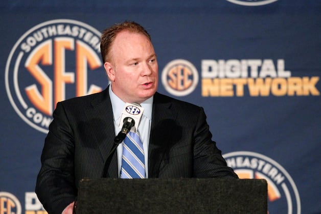 Stoops, Cats Prepared for Unknown in First Game of New Era