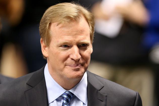 Debate: Did the NFL Get Off Easy in Concussion Suit?