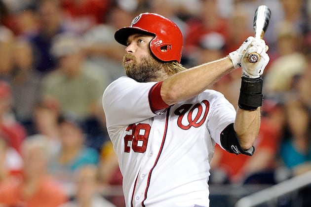 Gonzalez Helps Nationals Rout Marlins 9-0