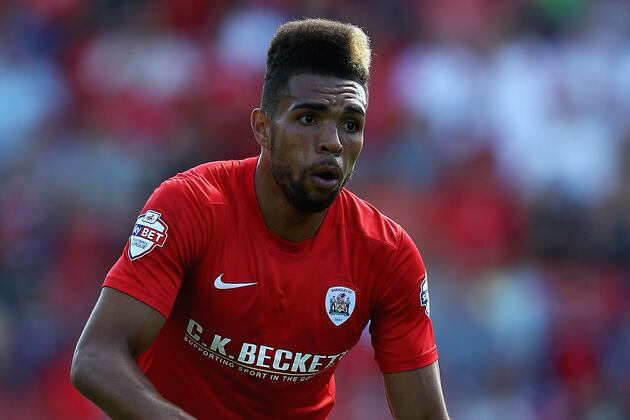 Wolves Sign Defender Scott Golbourne